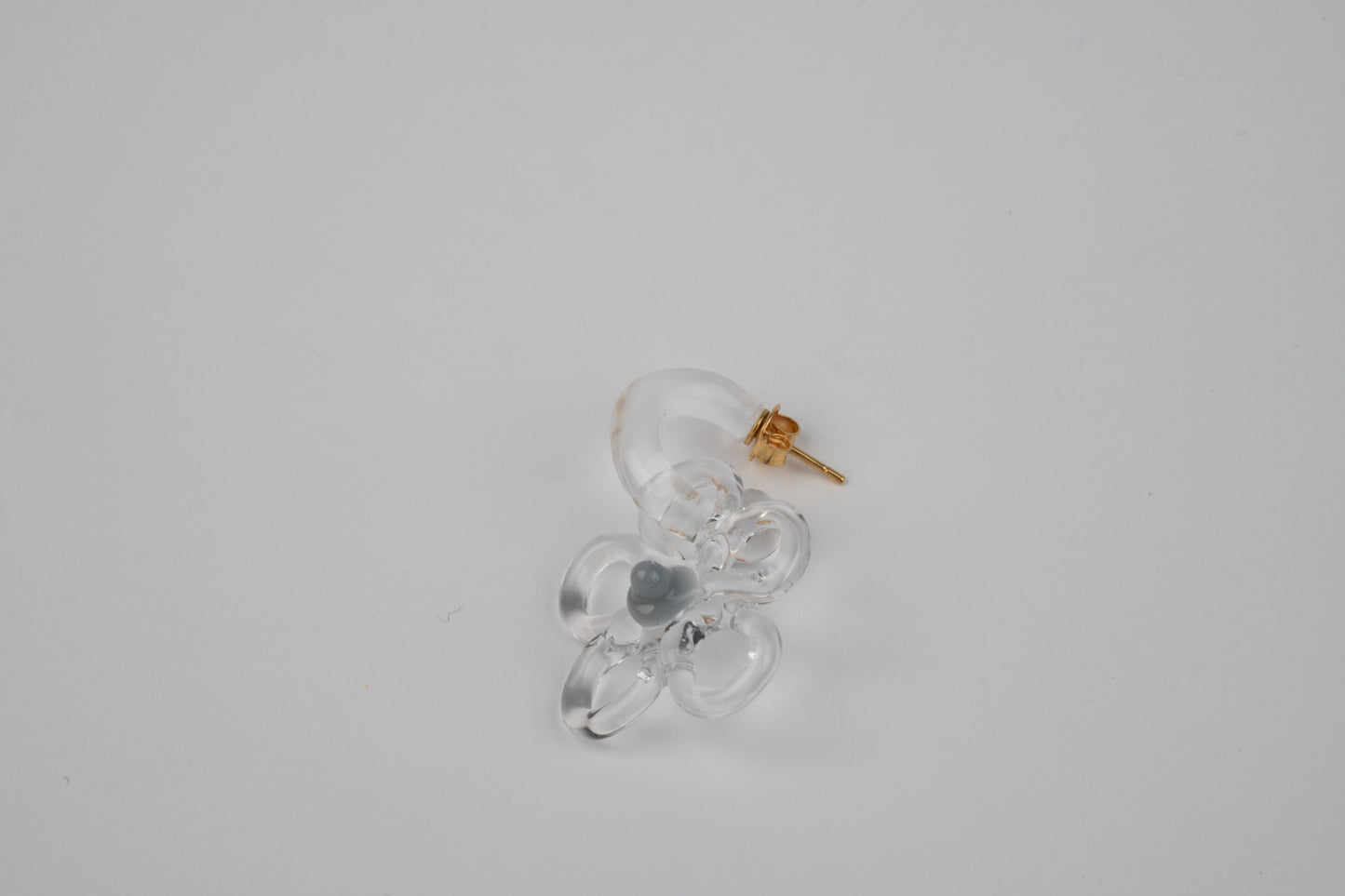 Mini Glass Hoop + Daisy Charm