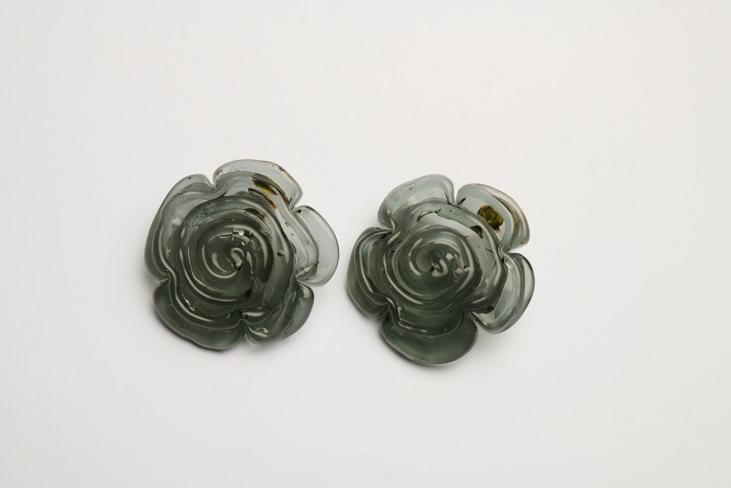 Rose Earrinigs
