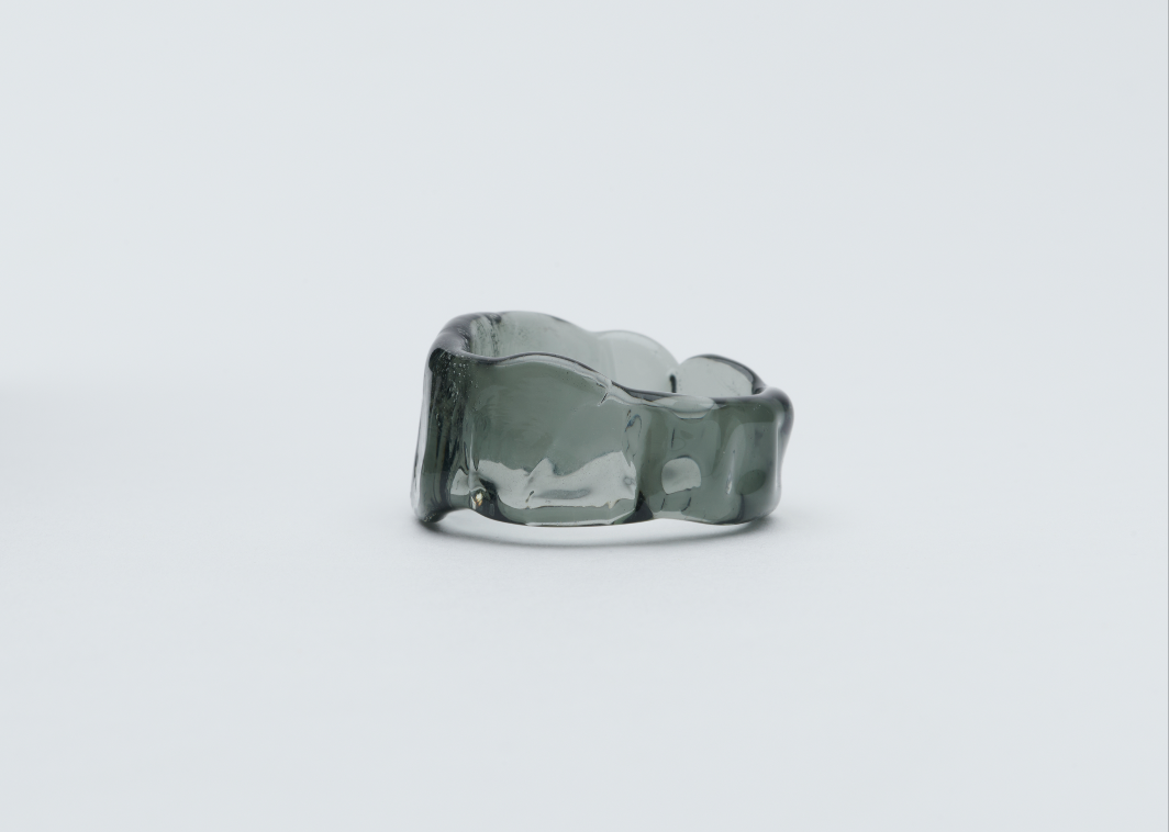 Isis Ring